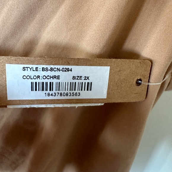 NWT SKIMS FITS EVERYBODY SQUARE NECK BODYSUIT - Picture 7 of 7